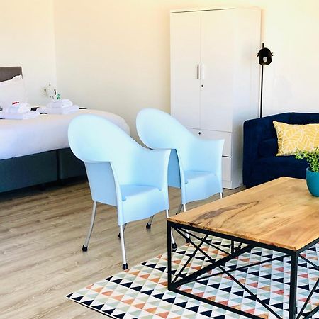 Karee Manor Guesthouse Stilbaai Ruang foto