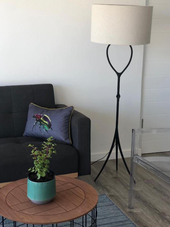 Karee Manor Guesthouse Stilbaai Bagian luar foto