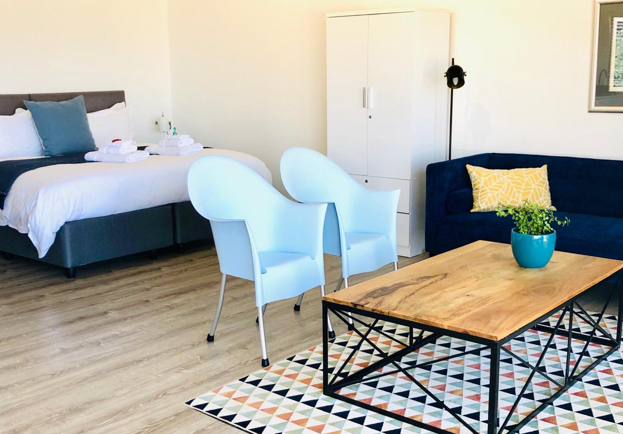 Karee Manor Guesthouse Stilbaai Ruang foto